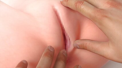 Figa video porno tettone masturbazione con allargata anale plug